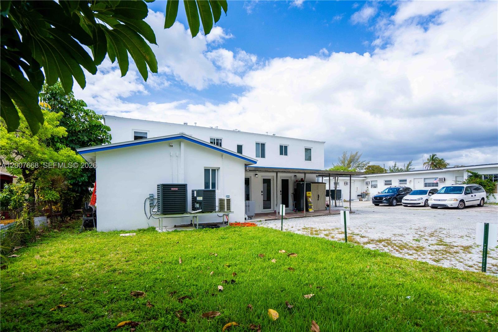 725 81st St #2, Miami Beach FL 33141