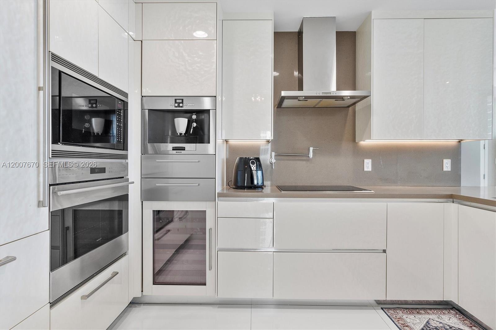 17475 Collins Ave #504, Sunny Isles Beach FL 33160