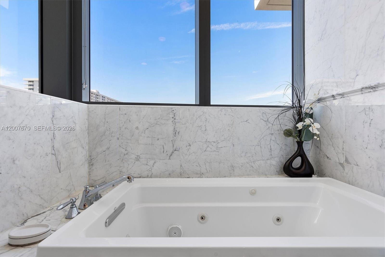 17475 Collins Ave #504, Sunny Isles Beach FL 33160