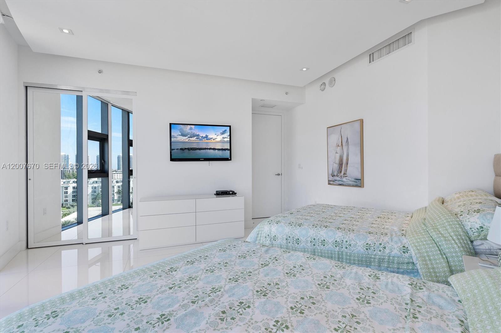 17475 Collins Ave #504, Sunny Isles Beach FL 33160