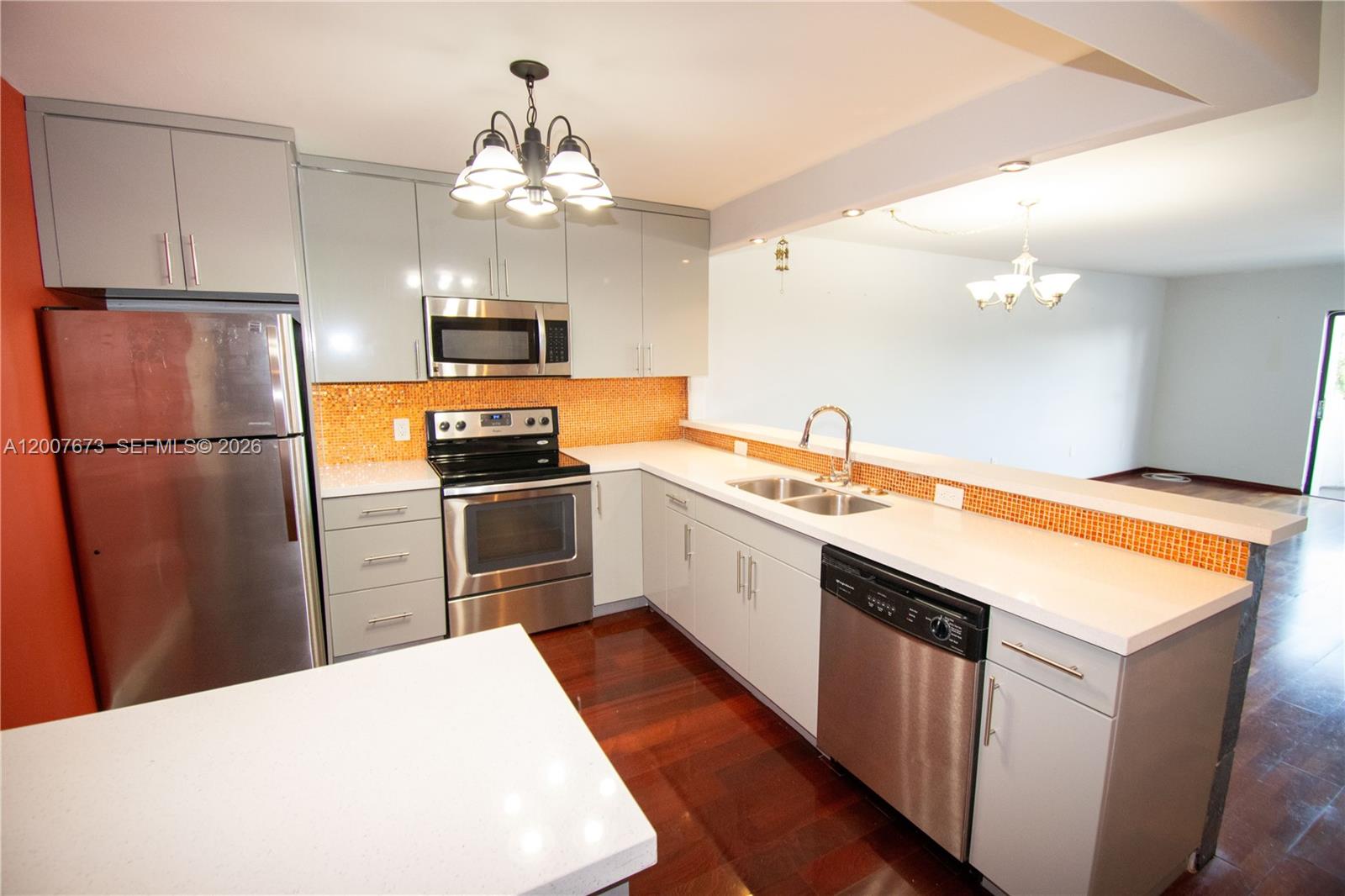110 S Shore Dr #5B, Miami Beach FL 33141