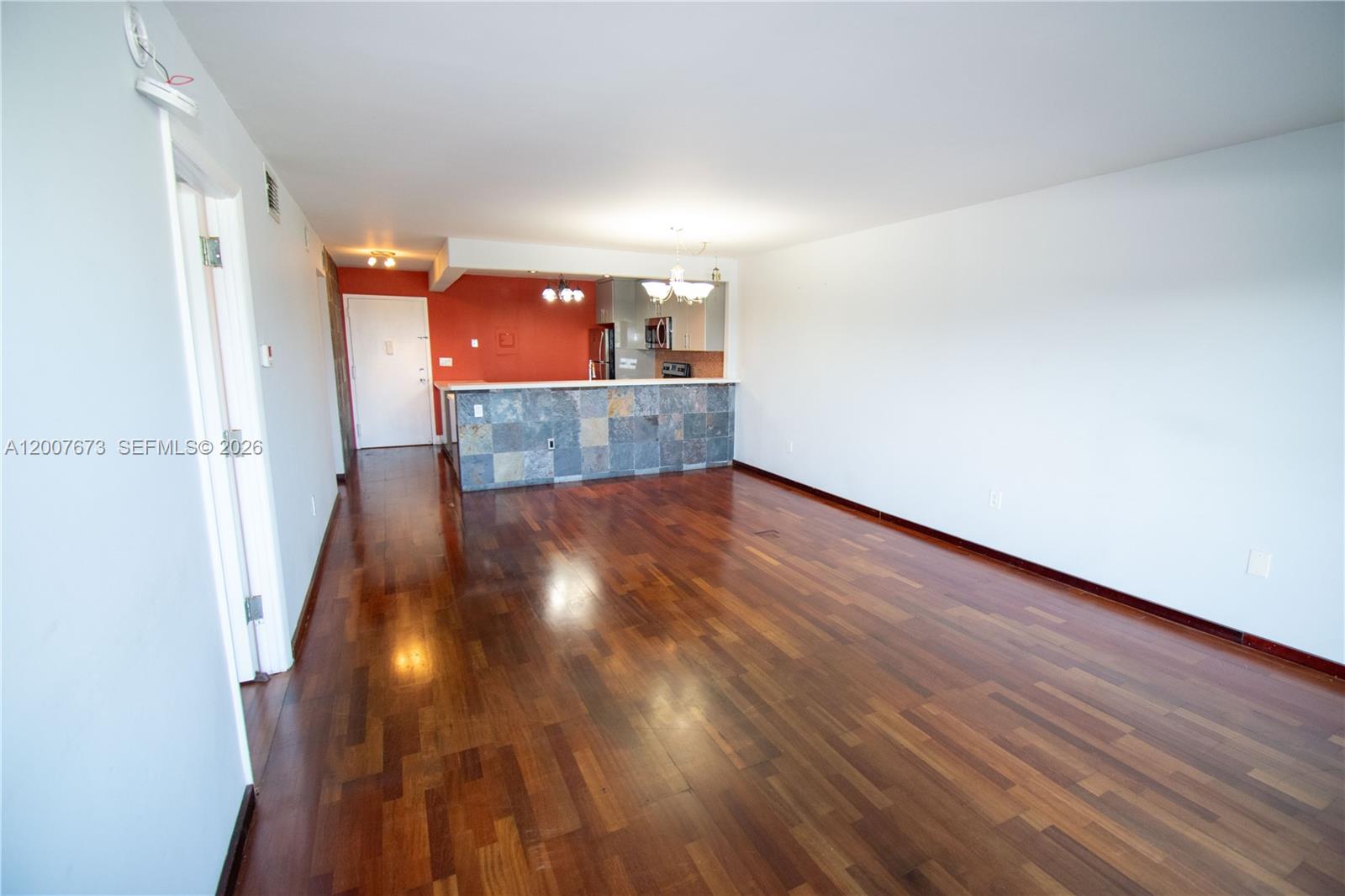 110 S Shore Dr #5B, Miami Beach FL 33141