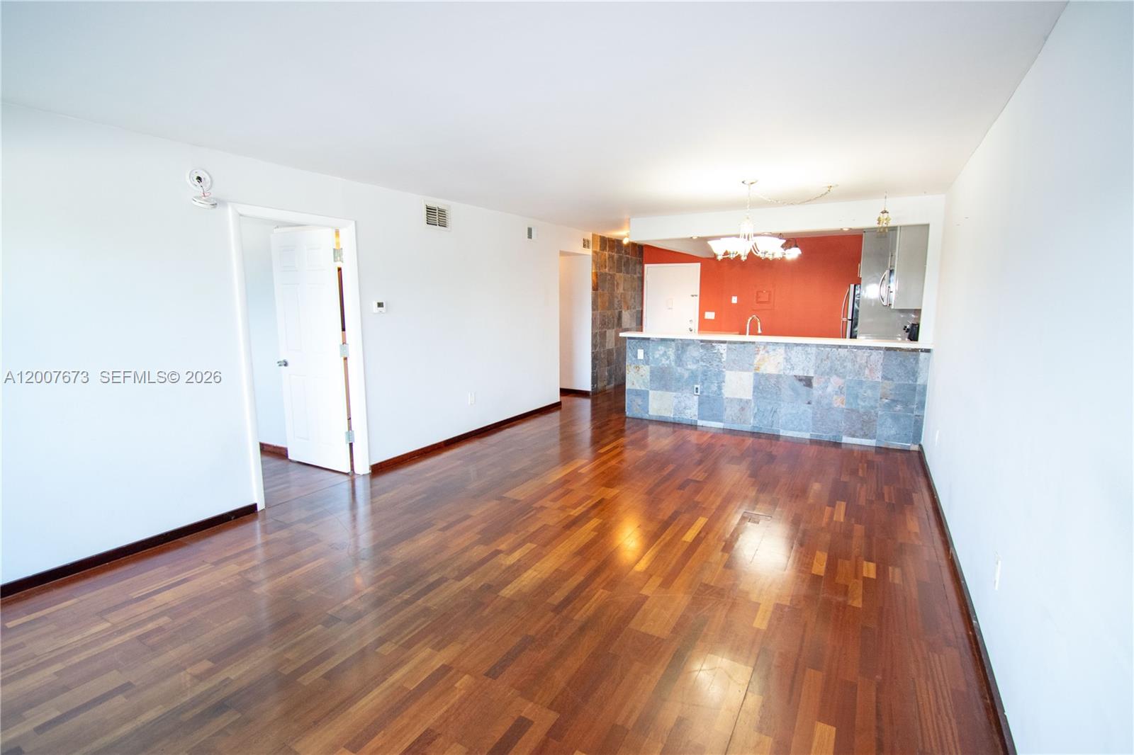 110 S Shore Dr #5B, Miami Beach FL 33141
