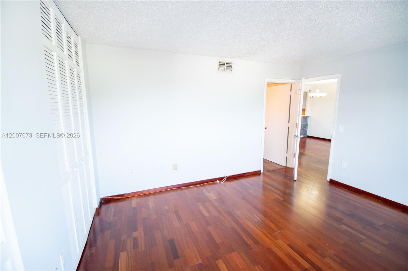 110 S Shore Dr #5B, Miami Beach FL 33141