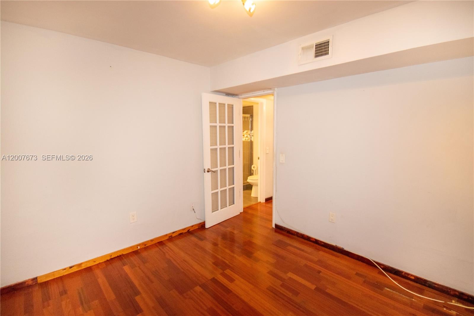 110 S Shore Dr #5B, Miami Beach FL 33141