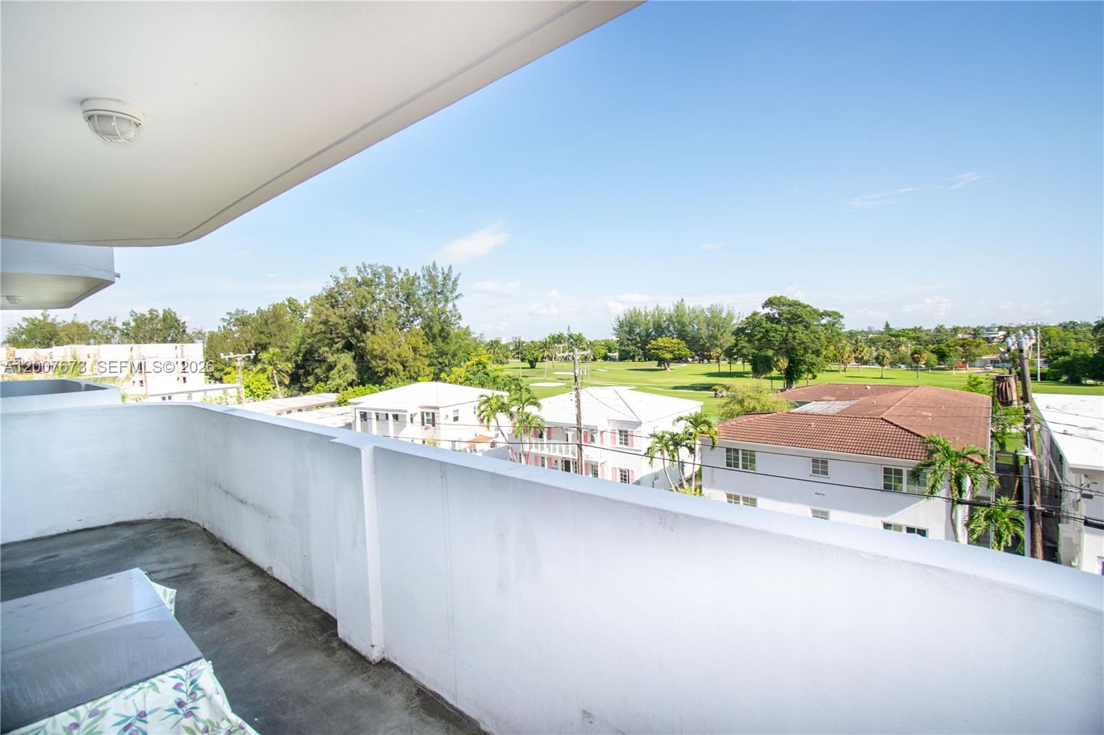 110 S Shore Dr #5B, Miami Beach FL 33141