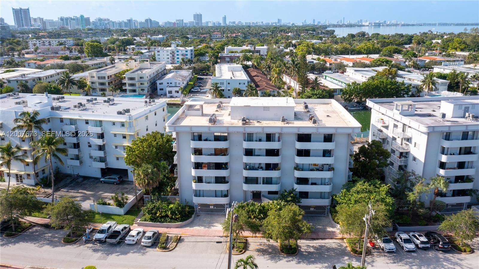 110 S Shore Dr #5B, Miami Beach FL 33141