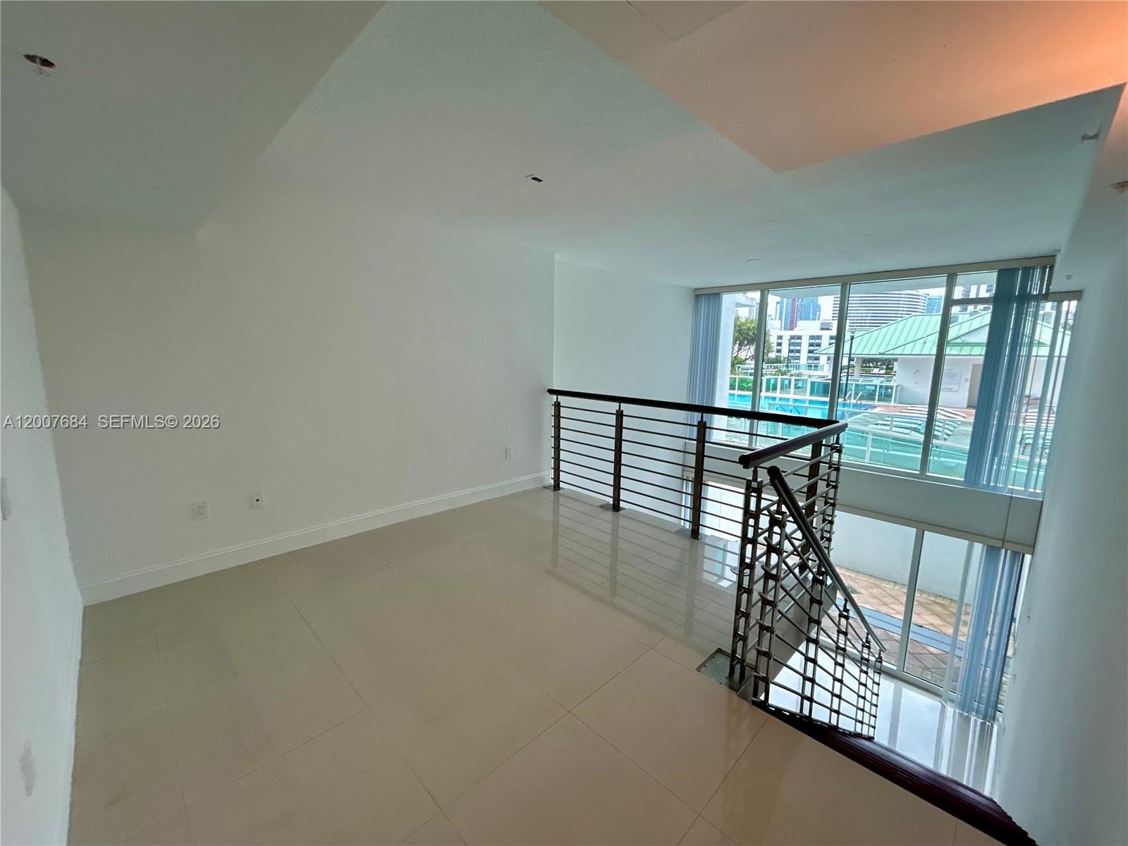 41 SE 5th St #703, Miami FL 33131