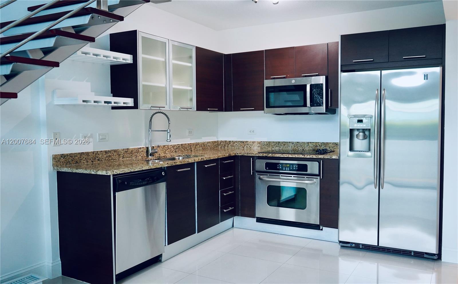 41 SE 5th St #703, Miami FL 33131