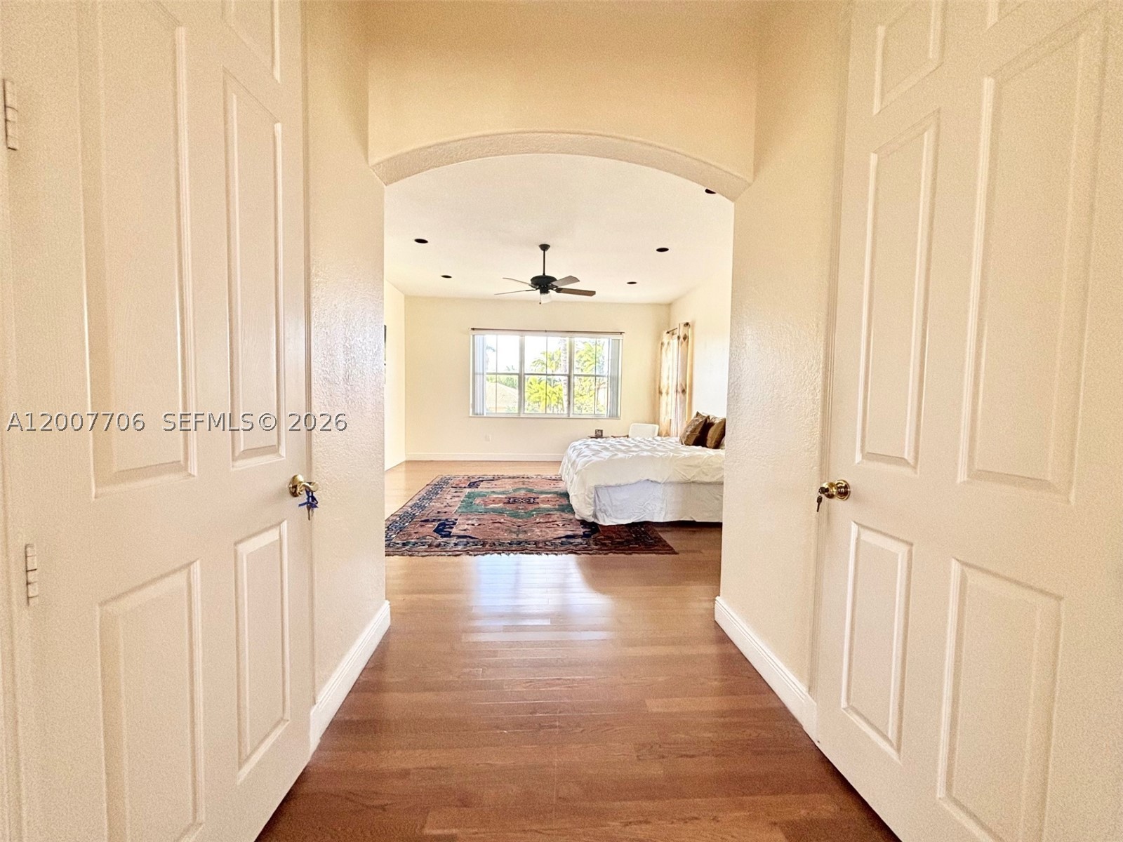 1141 Waterside Ln, Hollywood FL 33019