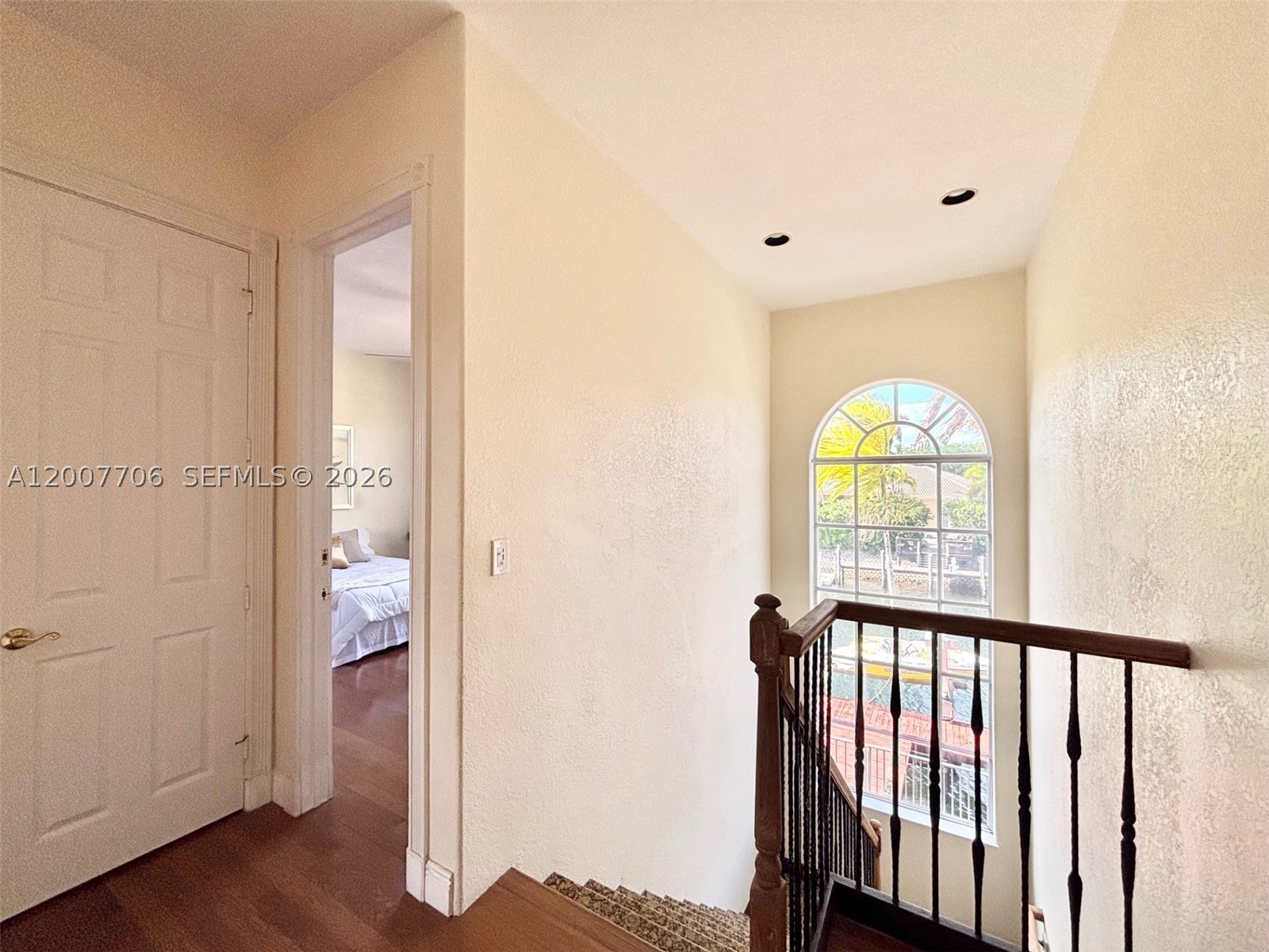 1141 Waterside Ln, Hollywood FL 33019