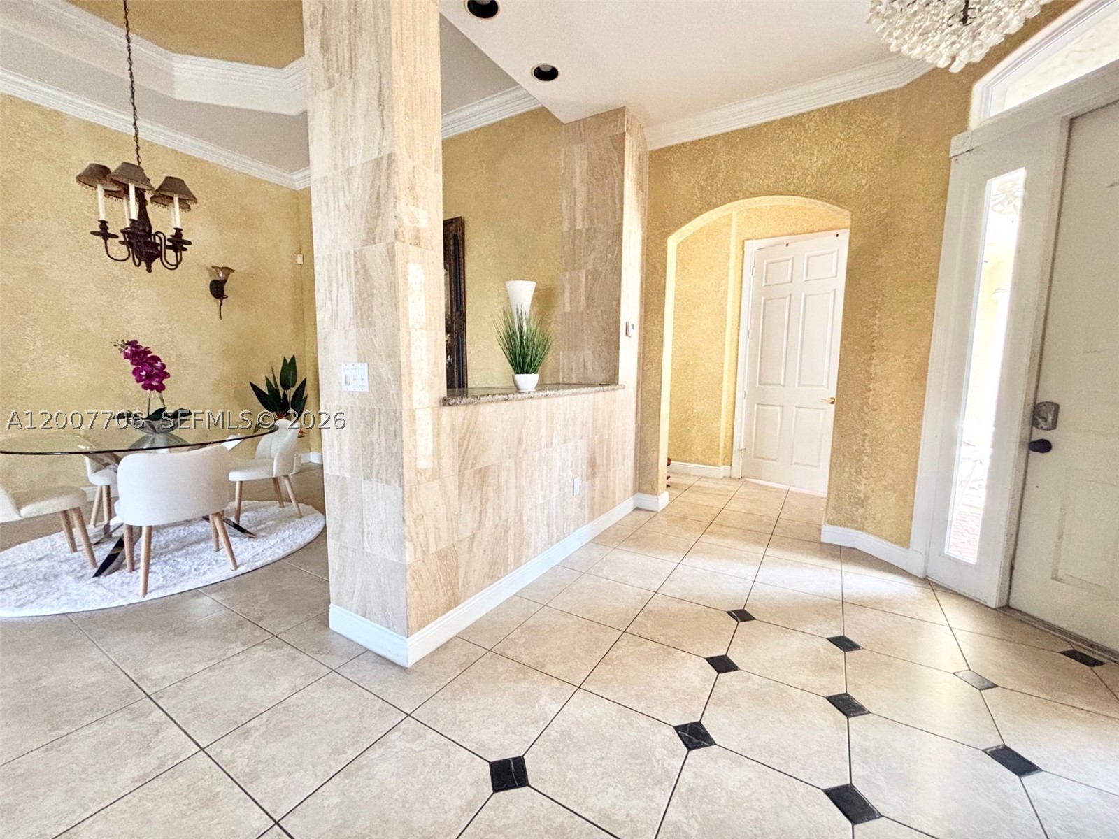 1141 Waterside Ln, Hollywood FL 33019