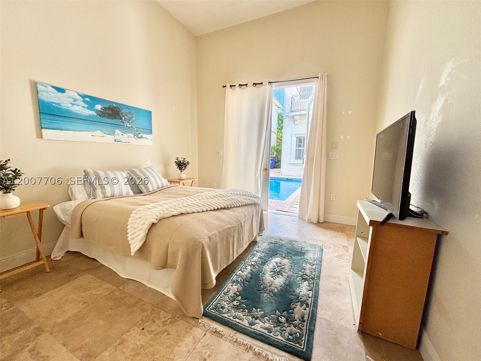 1141 Waterside Ln, Hollywood FL 33019
