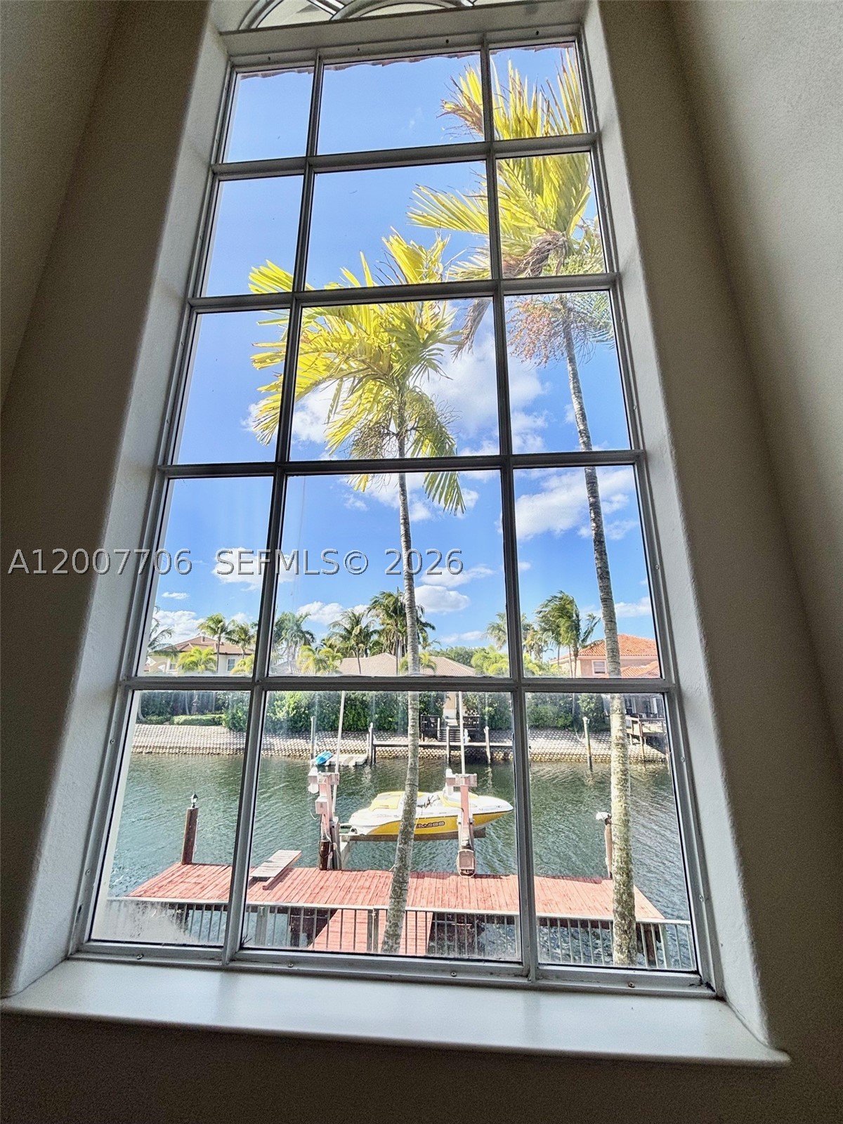 1141 Waterside Ln, Hollywood FL 33019