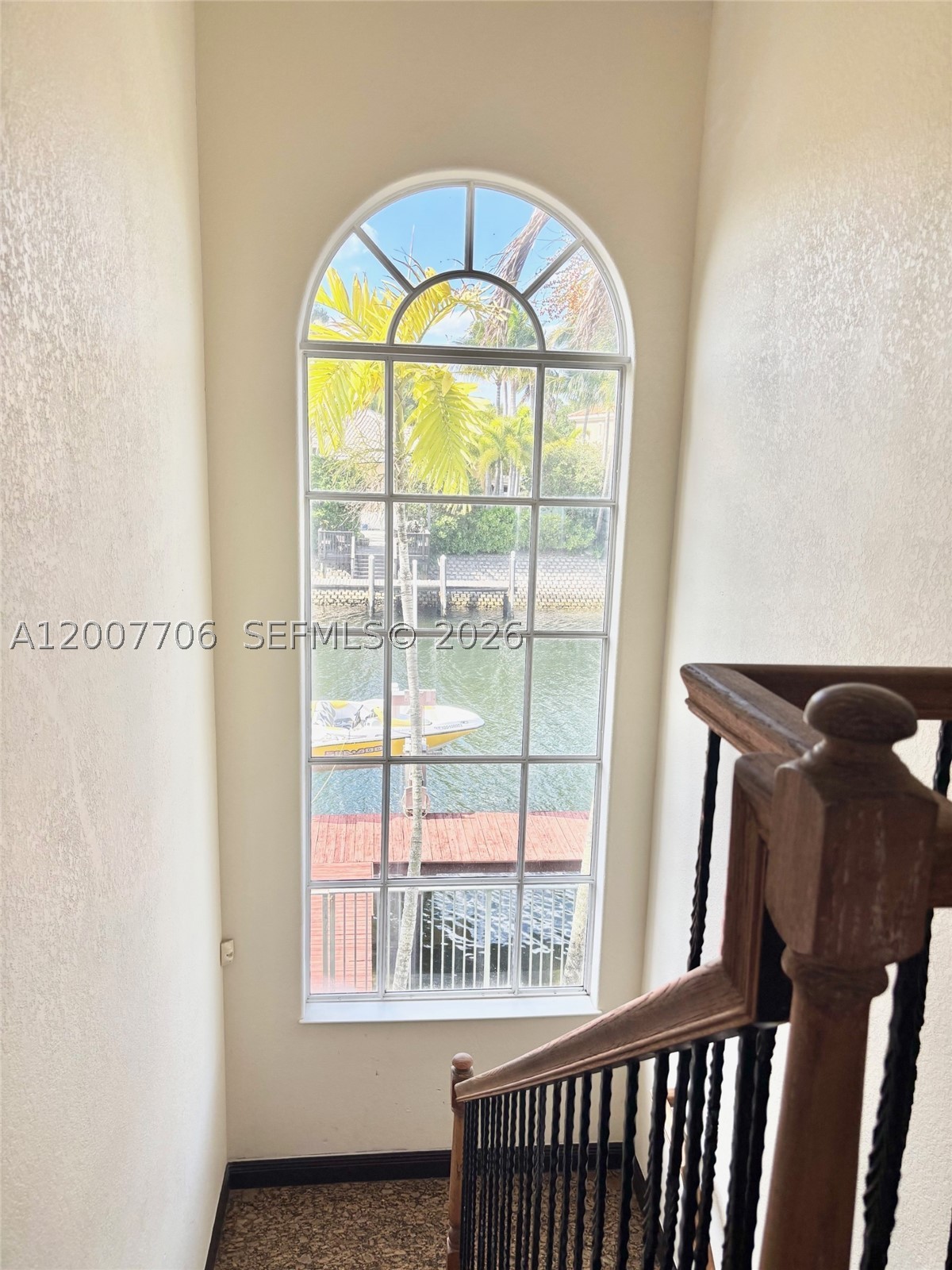 1141 Waterside Ln, Hollywood FL 33019