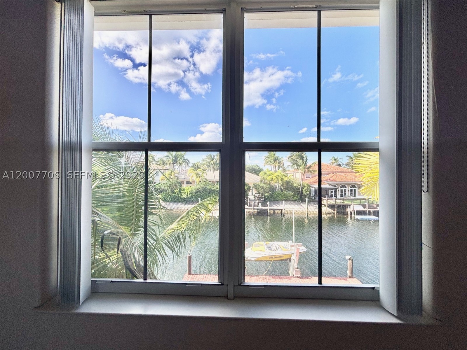 1141 Waterside Ln, Hollywood FL 33019