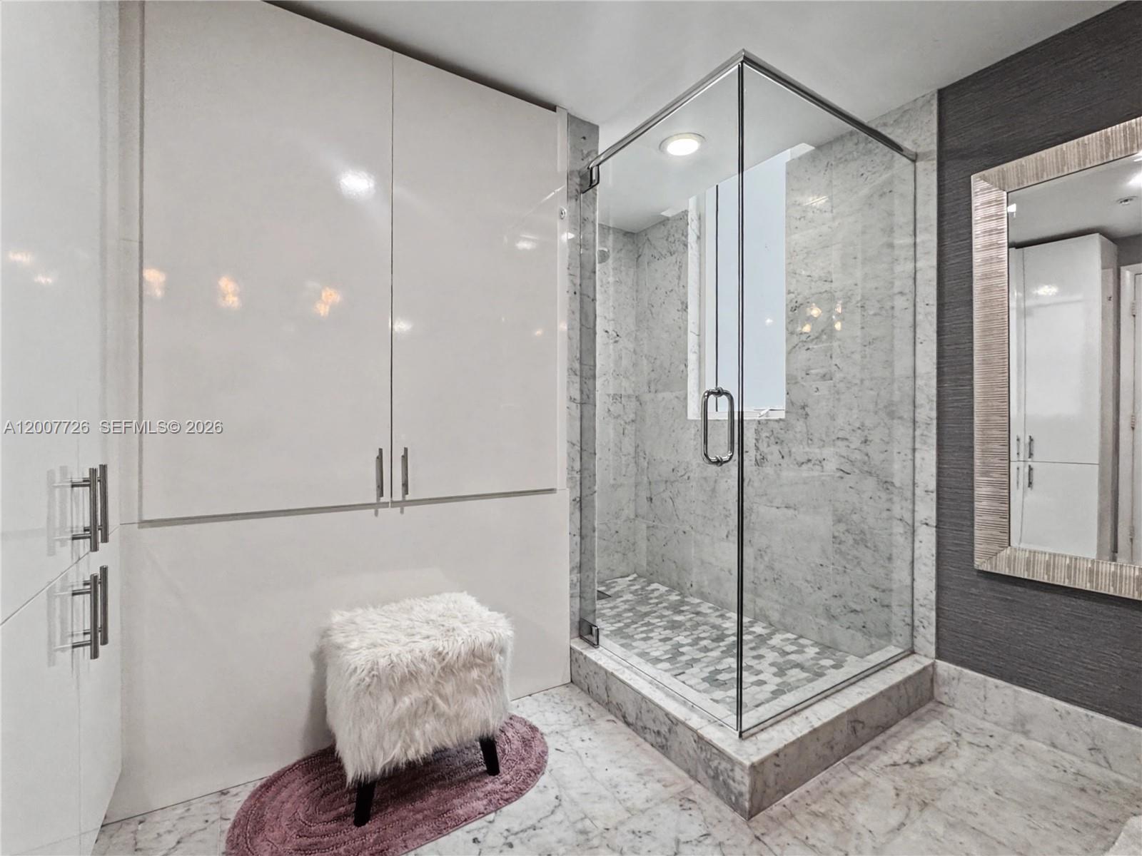 253 NE 2nd St #1003, Miami FL 33132