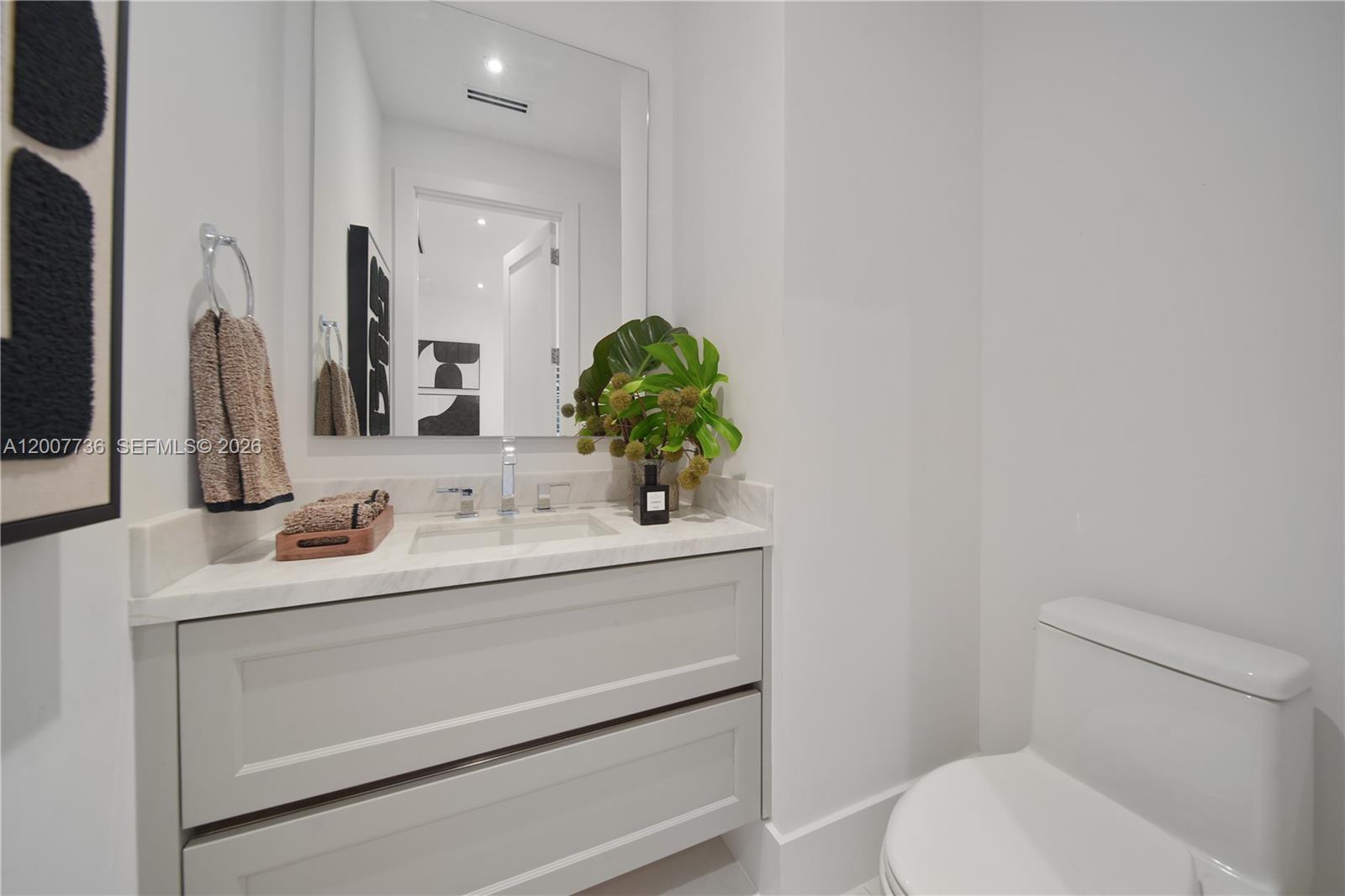 6901 Veronese St, Coral Gables FL 33146