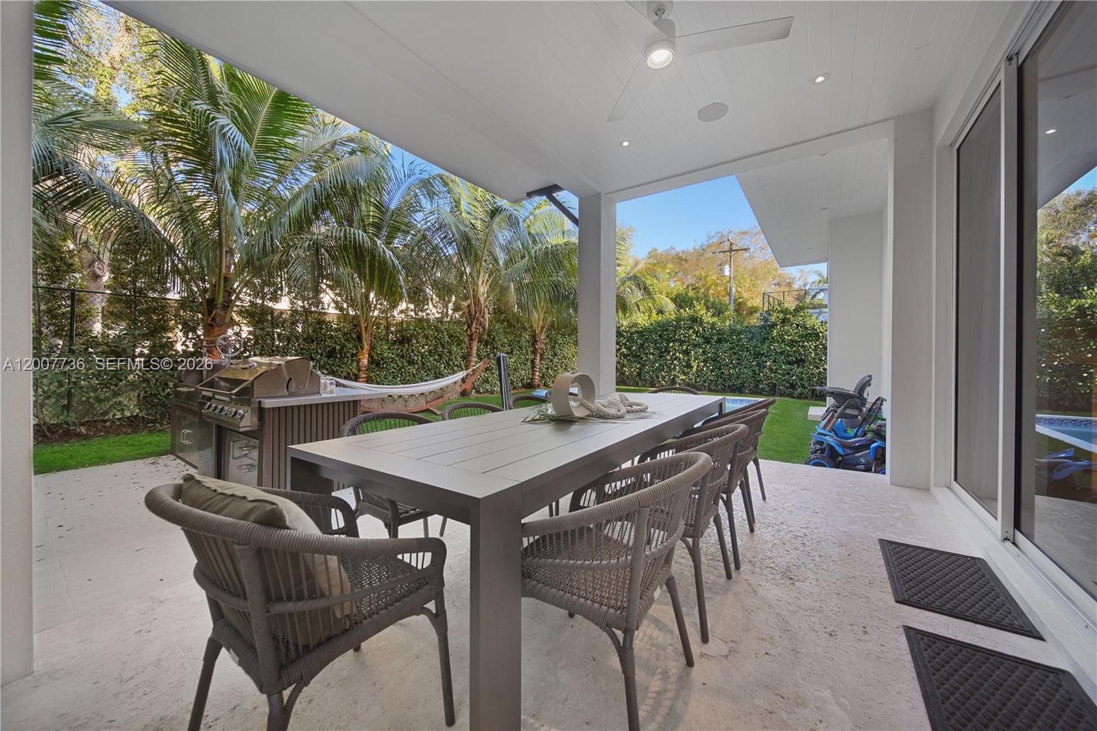6901 Veronese St, Coral Gables FL 33146