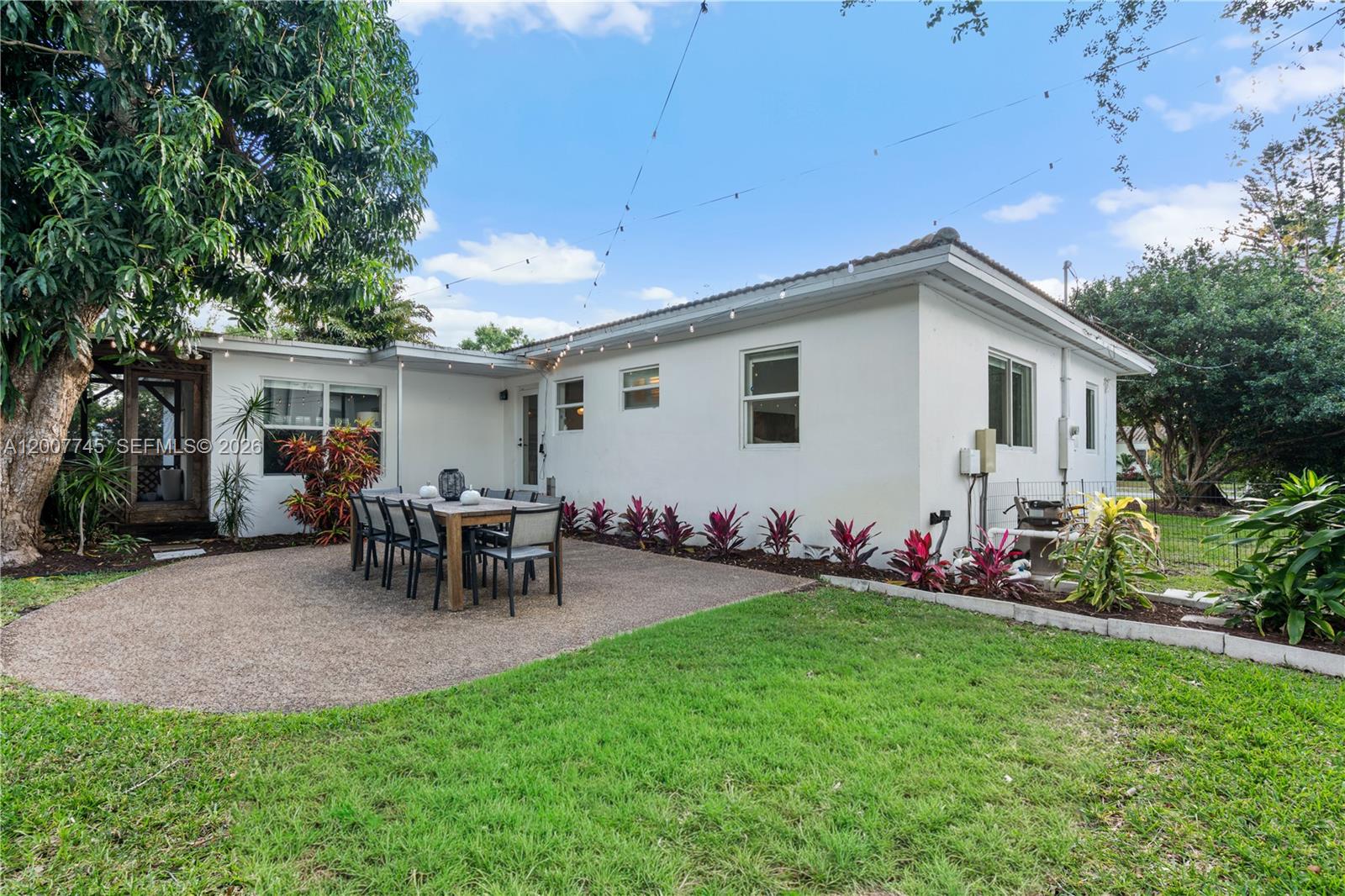 11790 NE 8th Ave, Biscayne Park FL 33161