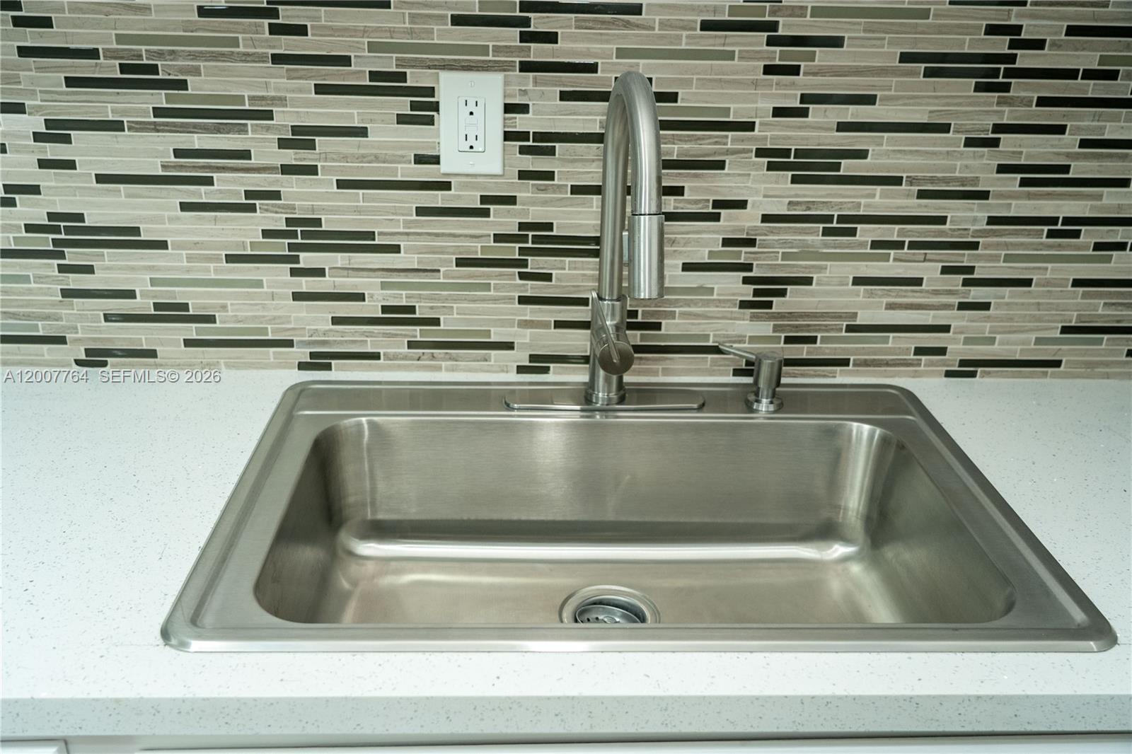 4000 NW 195th St, Miami Gardens FL 33055