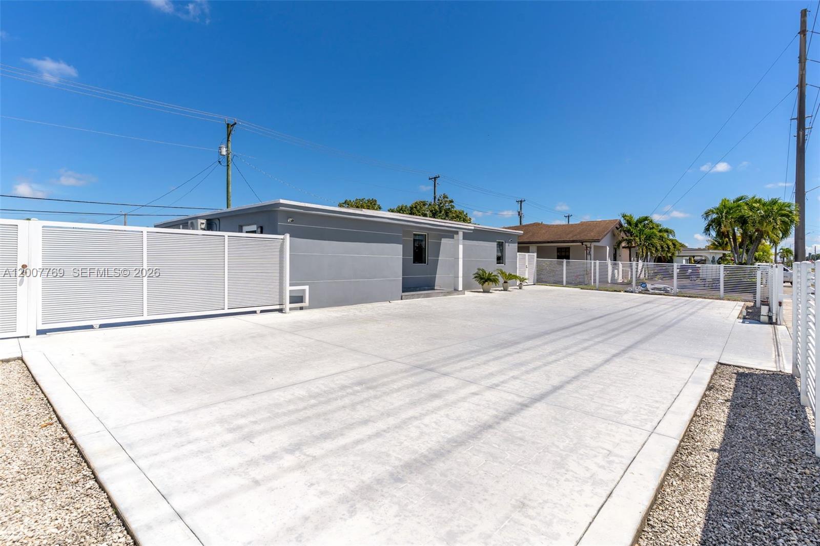 4041 SW 117th Ave, Miami FL 33175