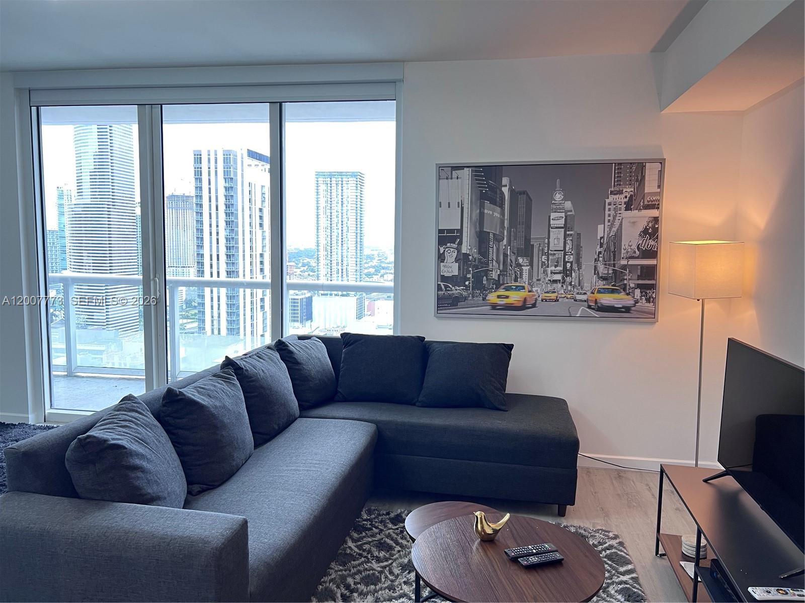 50 Biscayne Blvd #3209, Miami FL 33132