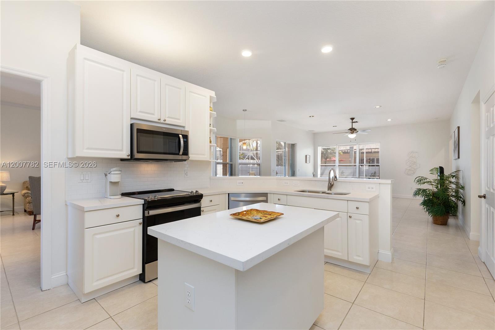 15966 SW 3rd St, Pembroke Pines FL 33027