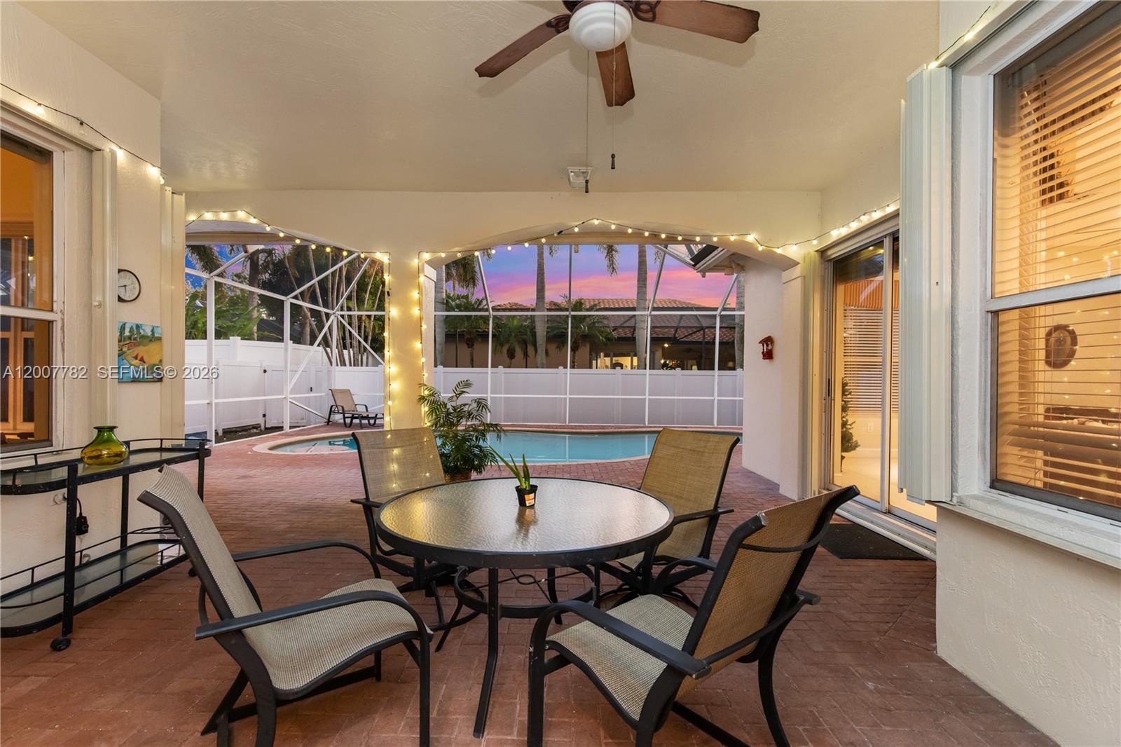 15966 SW 3rd St, Pembroke Pines FL 33027