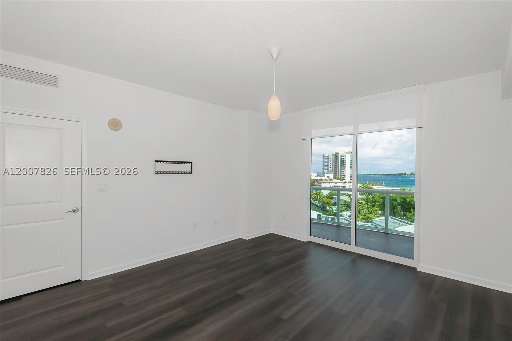 7900 Harbor Island Dr #703, North Bay Village FL 33141