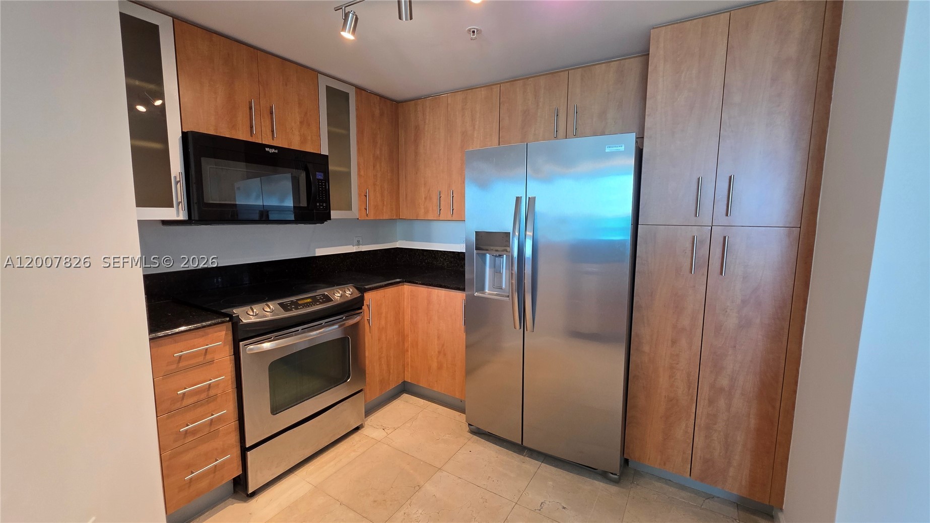 7900 Harbor Island Dr #703, North Bay Village FL 33141