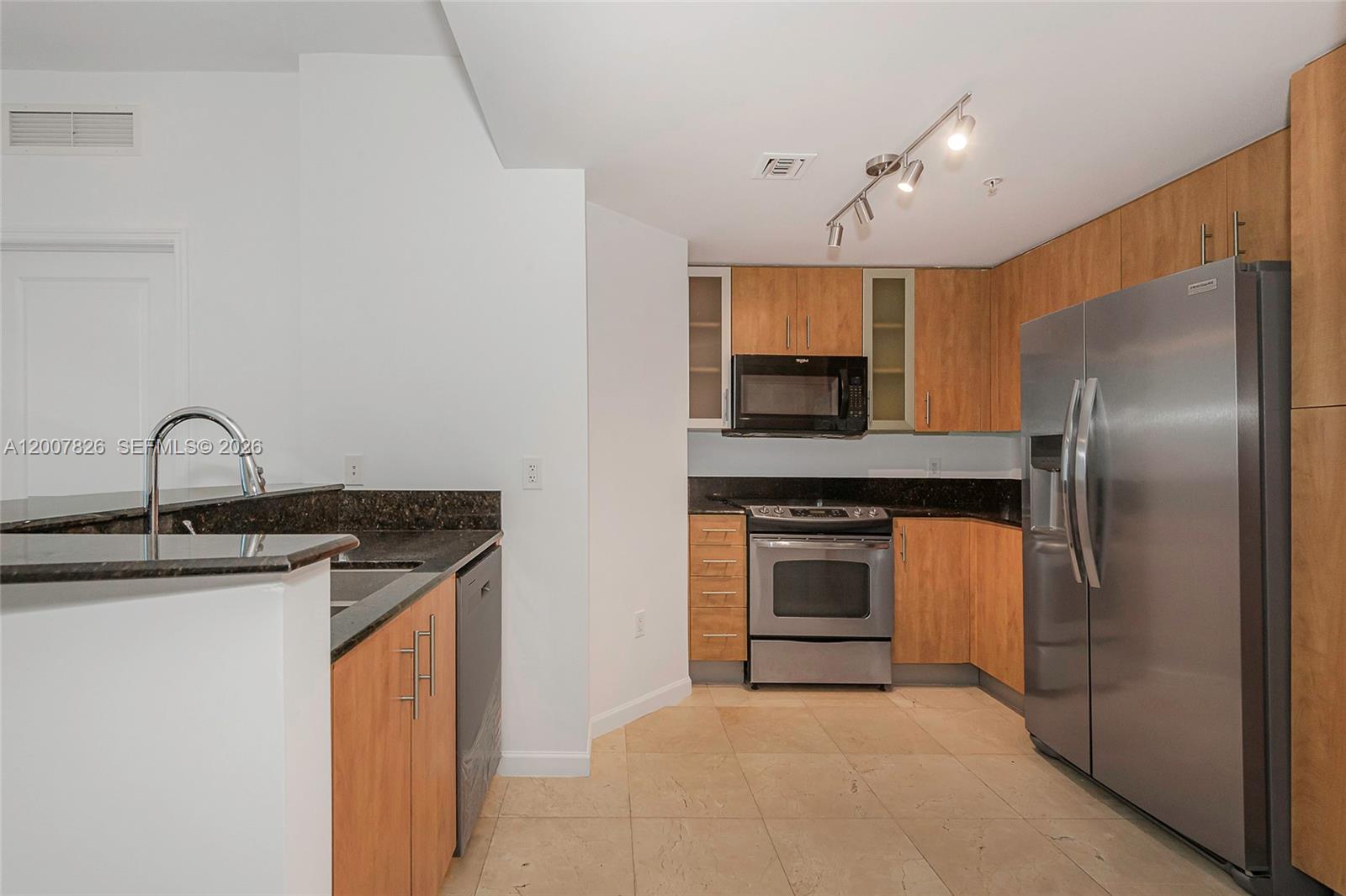 7900 Harbor Island Dr #703, North Bay Village FL 33141