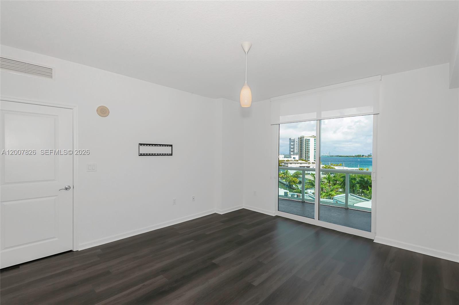 7900 Harbor Island Dr #703, North Bay Village FL 33141
