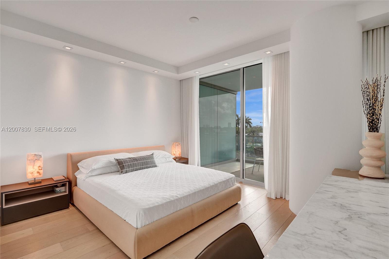 10201 Collins Ave #404, Bal Harbour FL 33154