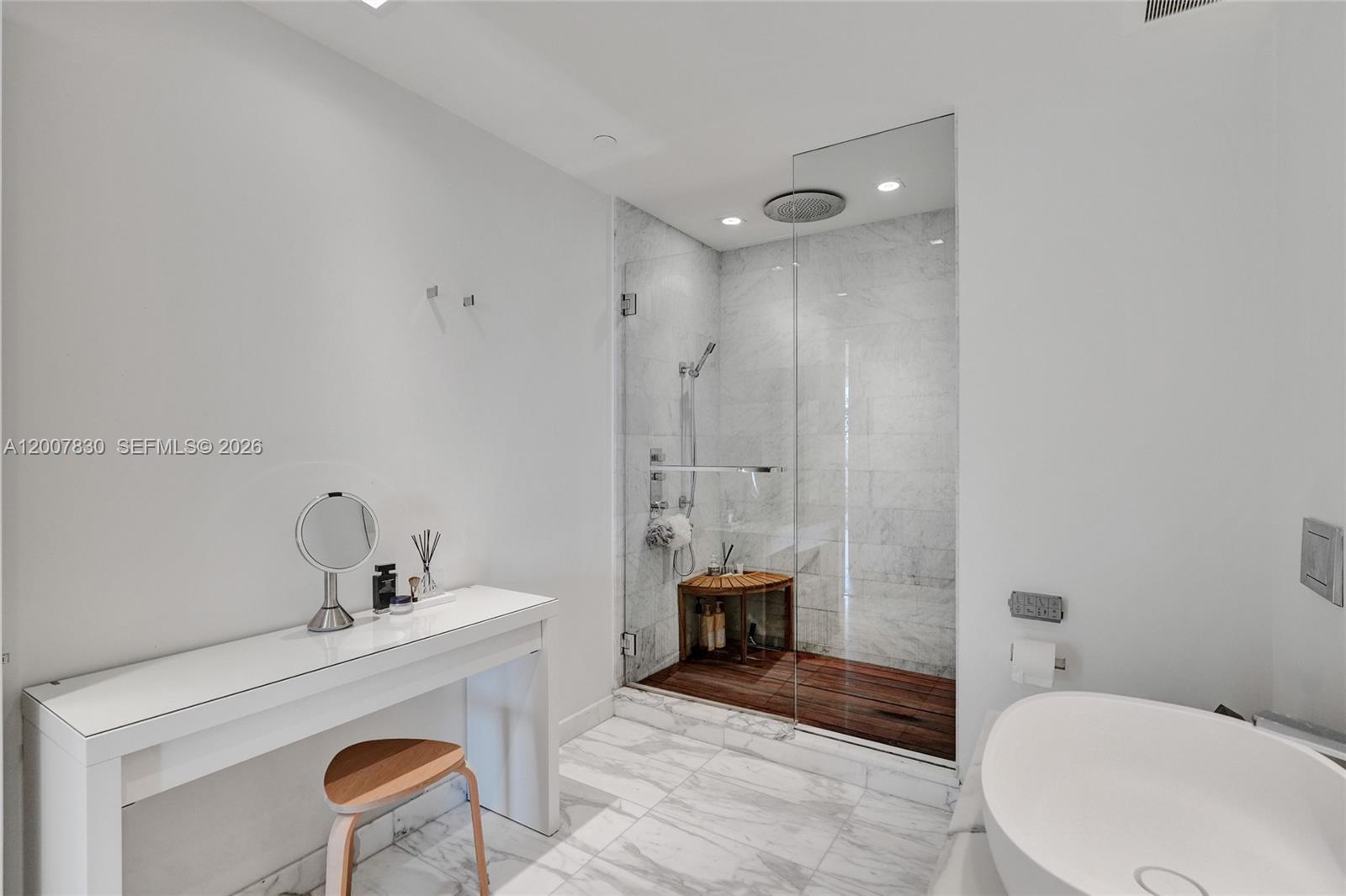 10201 Collins Ave #404, Bal Harbour FL 33154