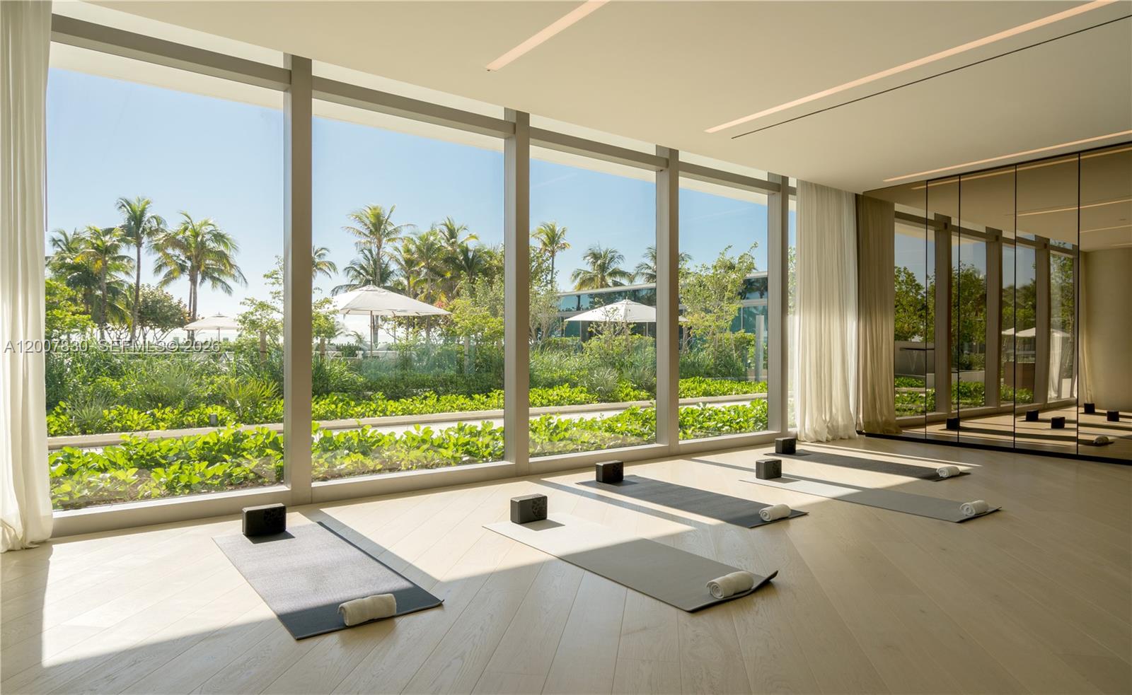 10201 Collins Ave #404, Bal Harbour FL 33154