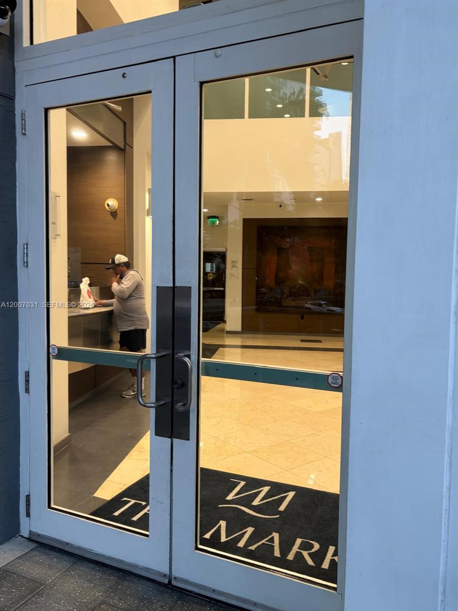 1155 Brickell Bay Dr #1201, Miami FL 33131