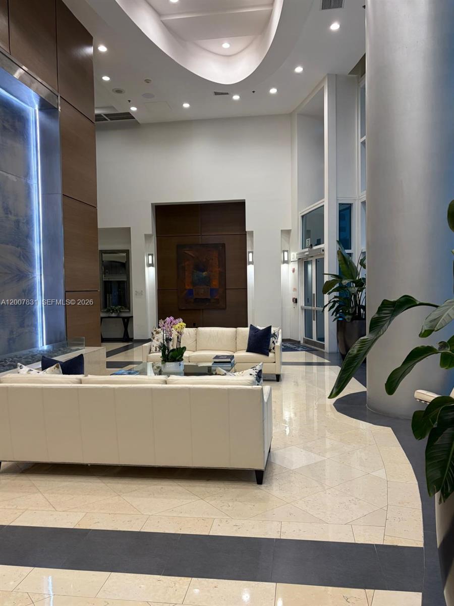 1155 Brickell Bay Dr #1201, Miami FL 33131