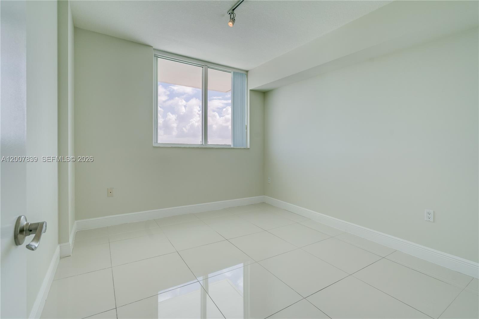 1871 NW S River Dr #802, Miami FL 33125