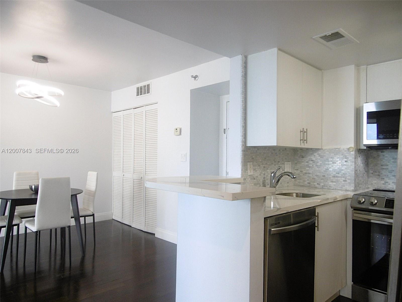 770 Claughton Island Dr #2011, Miami FL 33131