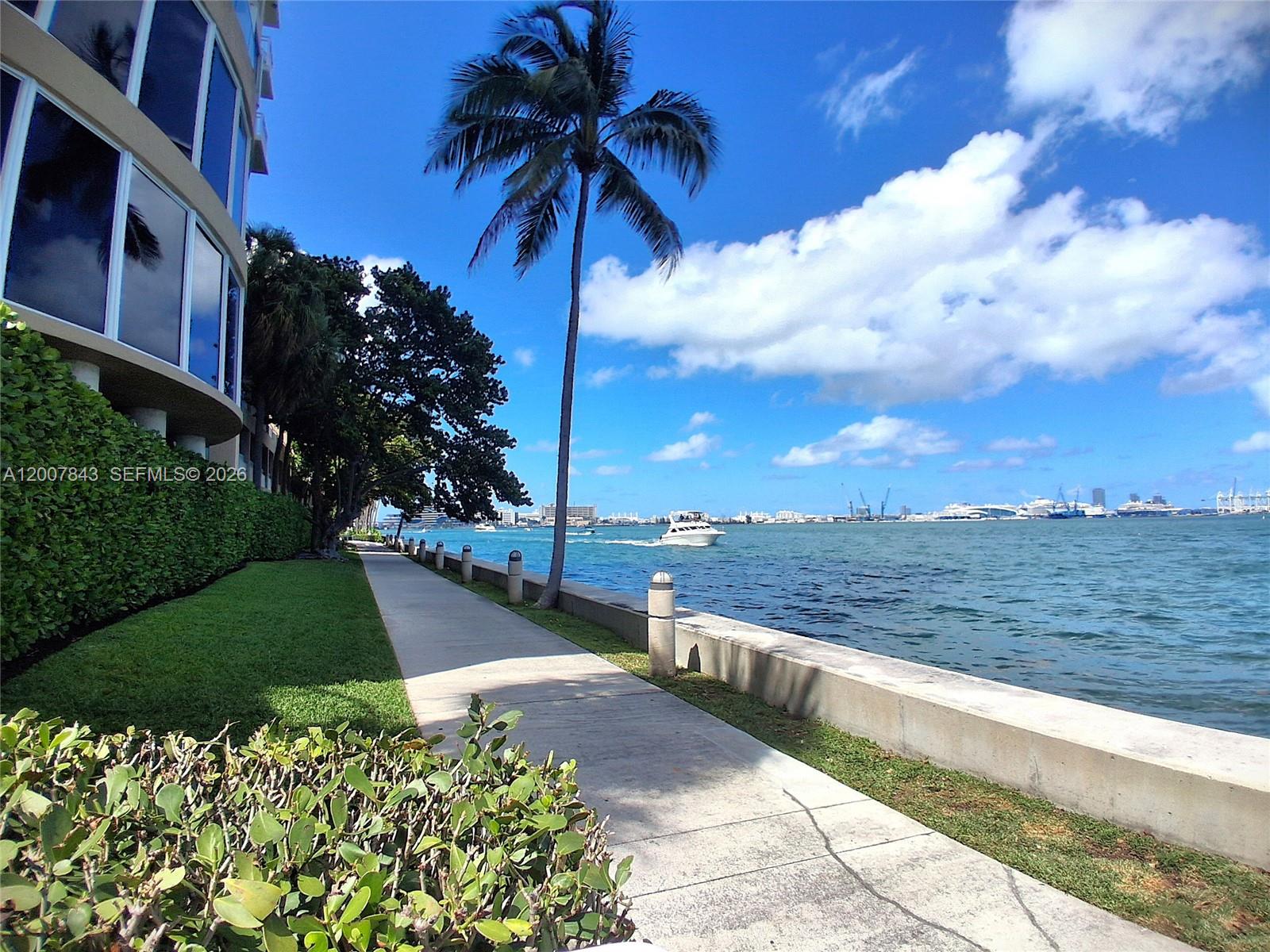 770 Claughton Island Dr #2011, Miami FL 33131
