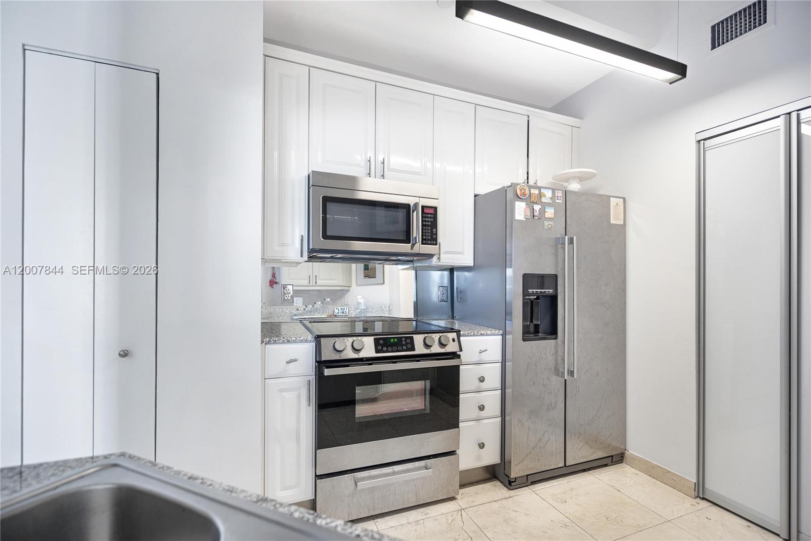 888 Brickell Key Dr #2602, Miami FL 33131