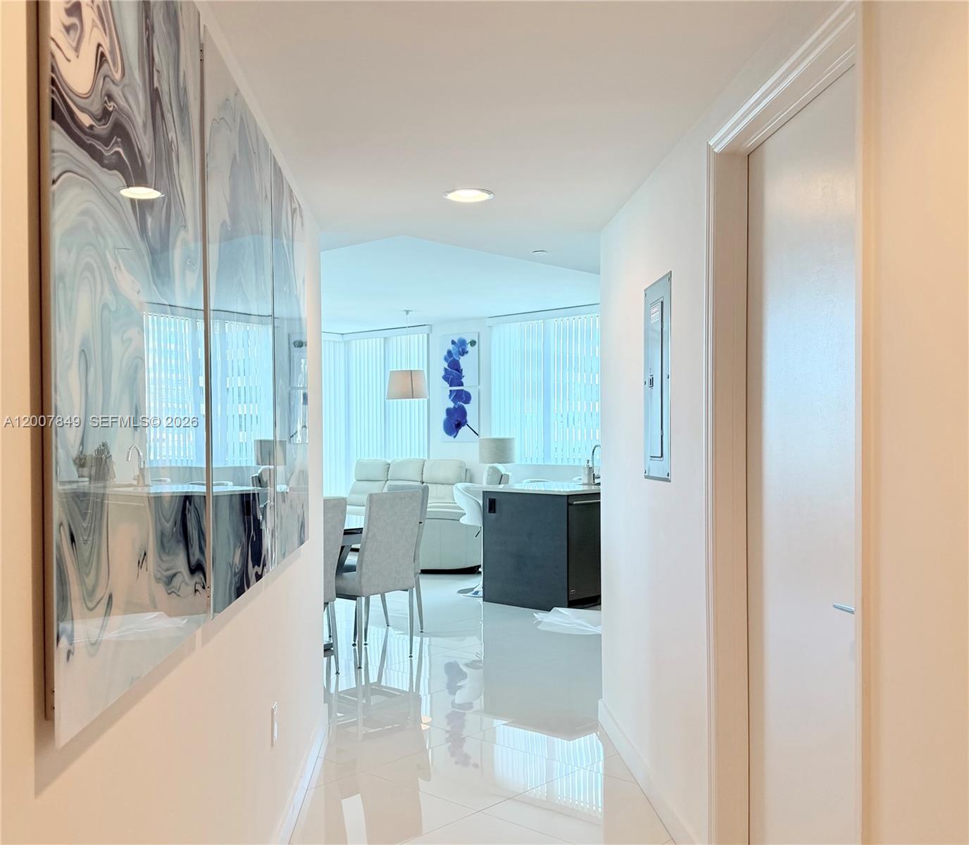 500 Brickell Ave #802, Miami FL 33131