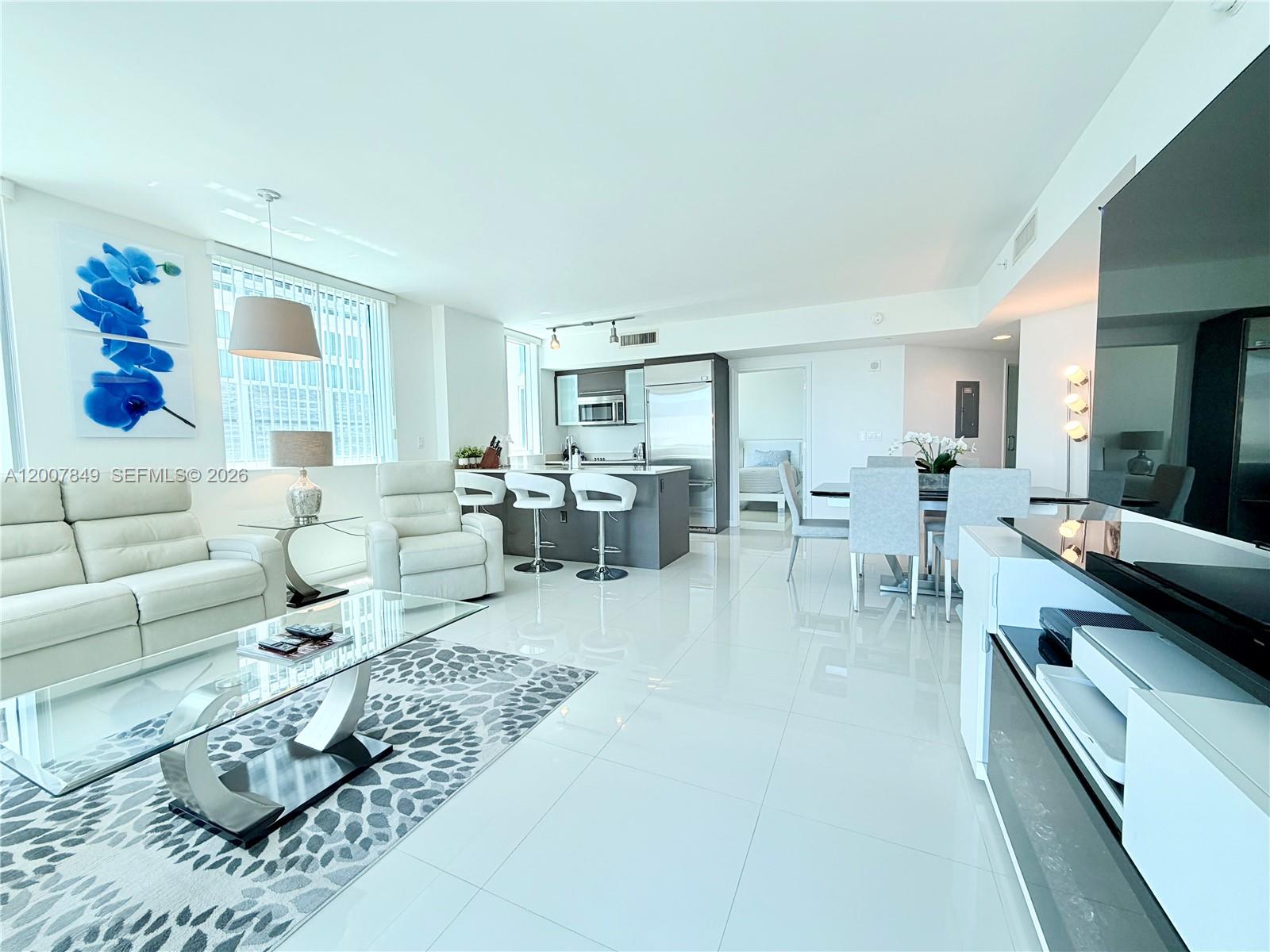 500 Brickell Ave #802, Miami FL 33131