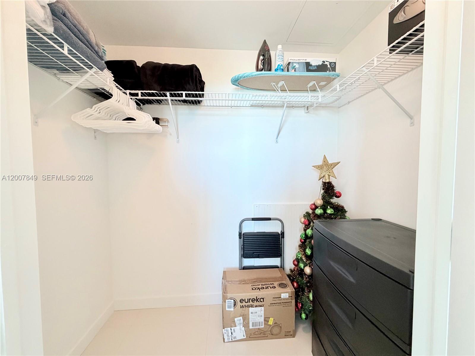 500 Brickell Ave #802, Miami FL 33131