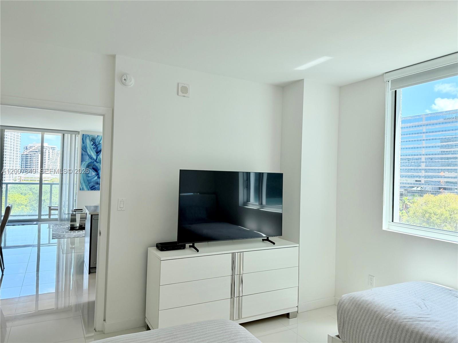 500 Brickell Ave #802, Miami FL 33131