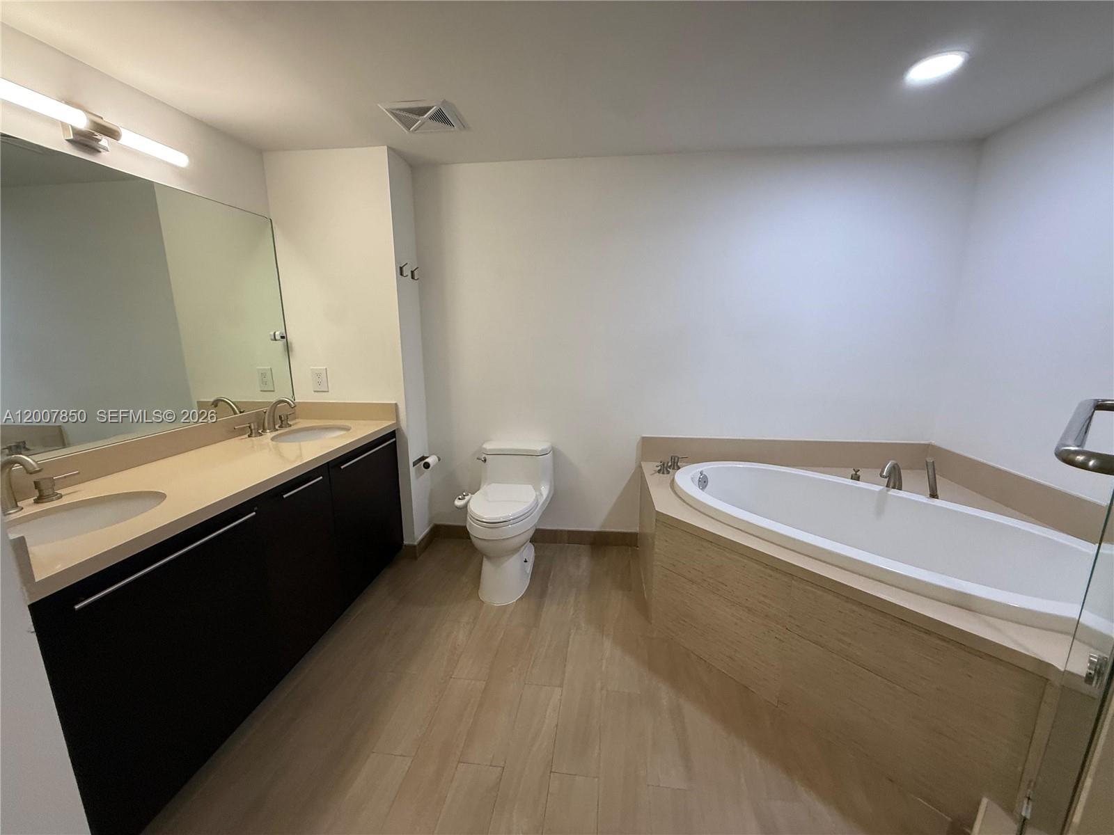 7930 East Dr #1607, North Bay Village FL 33141