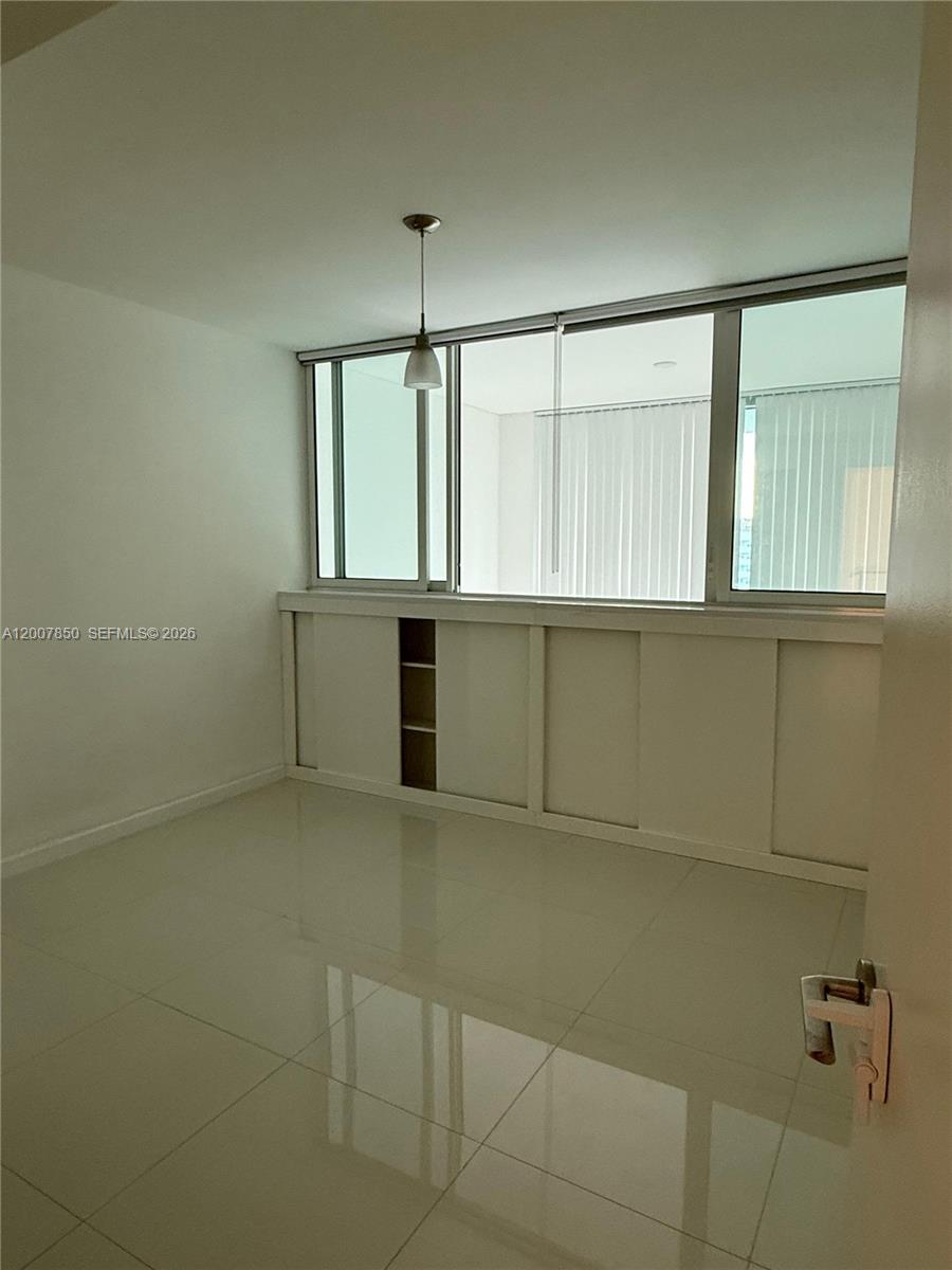 7930 East Dr #1607, North Bay Village FL 33141