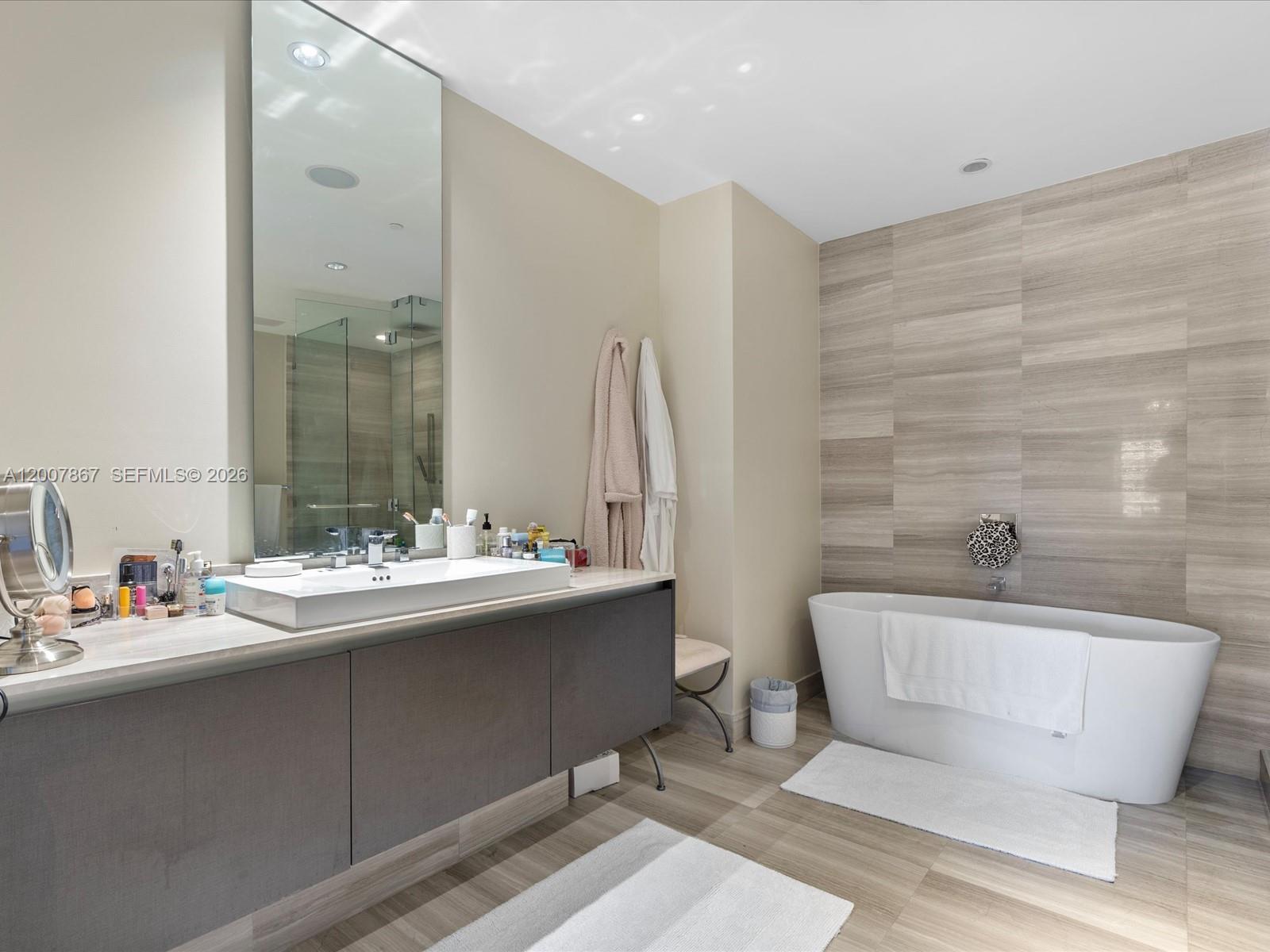 3250 NE 188th St #505, Aventura FL 33180