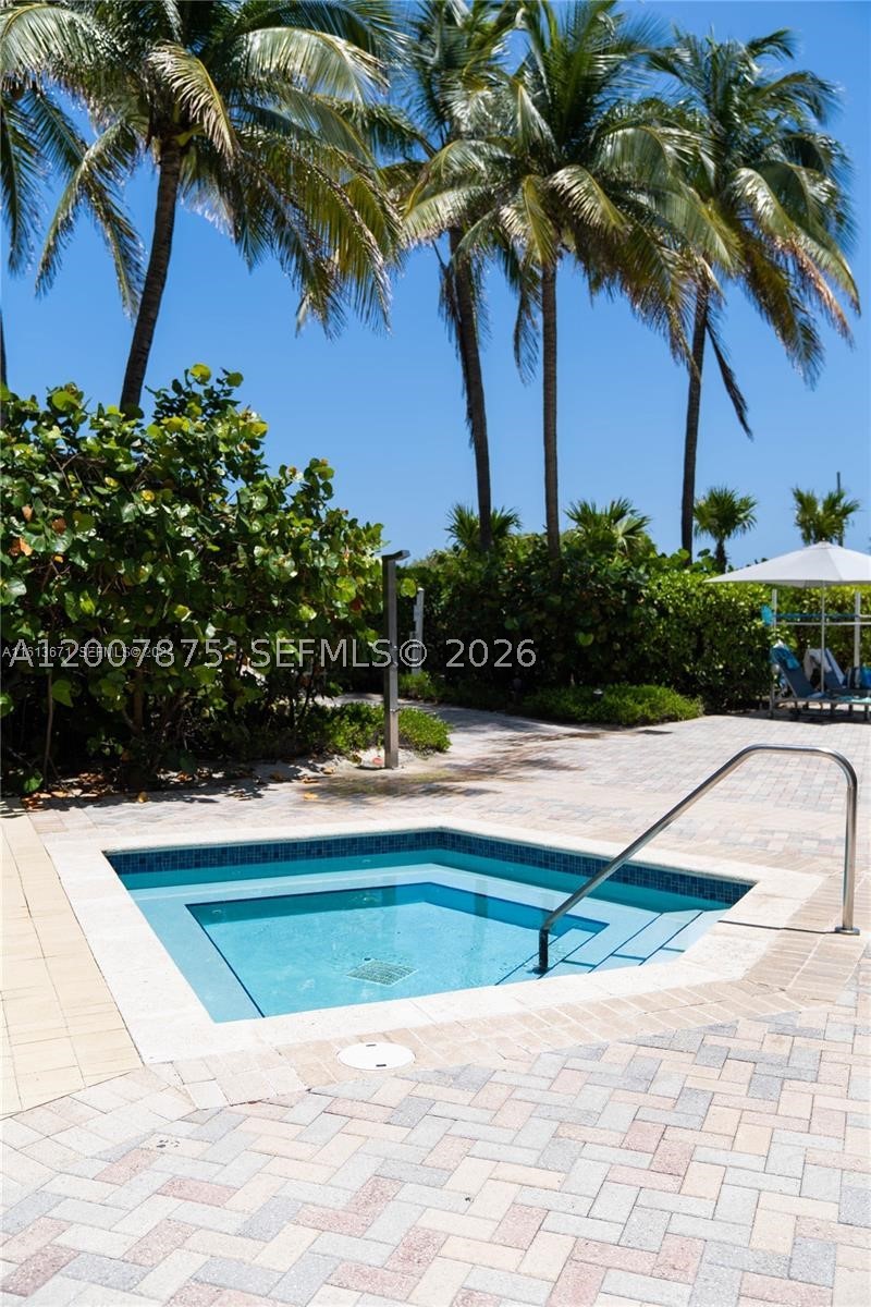 6515 Collins Ave #1609, Miami Beach FL 33141